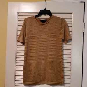 ANDREW JOVINE STRETCHABLE BEIGE WITH GOLD SHORT SLEEVE TOP
